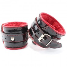 Лакированные кожаные наручники для БДСМ, цвет черный, размер OS, БДСМ Арсенал 51029ars, One Size (Р 42-48)