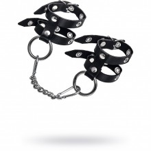 Кожаные однослойные наручники из двух ремешков «Pecado BDSM», черные 02181, цвет Черный, длина 25 см.