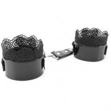 Изысканные наручники с кружевом «Black», цвет черный, BDSM Light 810005ars, из материала Кожа, One Size (Р 42-48)