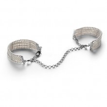 Металлические наручники со стразами от компании Bijoux, цвет серебристый, размер OS, 0046, One Size (Р 42-48), со скидкой