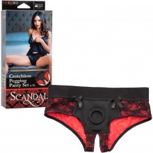 Страпон с кружевными трусиками с доступом в черно-красном цвете «Crotchless Pegging Panty Set» из серии Scandal от компании California Exotic Novelties, размер L/XL, SE-2712-57-3, длина 12.75 см.