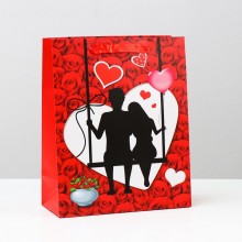 Ламинированный подарочный пакет «Романтичная пара», арт. 4674694, длина 32 см.
