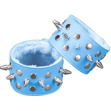 Напульсники из эко-кожи с шипами и меховым подкладом, цвет голубой, Sitabella 5016-5, бренд СК-Визит, длина 24.5 см.