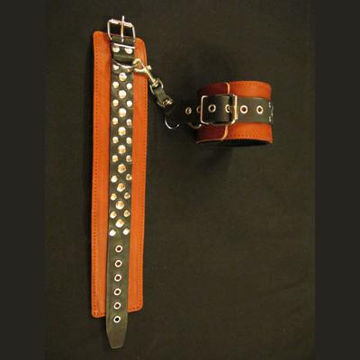 Узкие наручники из кожи, красный лак, Подиум P2191, из материала Кожа, длина 29 см.