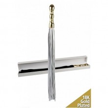 Плетка премиум класса «Luxury Whip 18k-Gold plated White», бренд Shots Media, из материала Кожа, длина 53 см.
