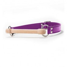 Кляп-трензель «Wooden bridle Purple», Ouch SH-OU075PUR, коллекция Ouch!, длина 15.7 см.