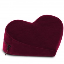Liberator «Retail Heart Wedge» подушка для любви малая в виде сердца, рубиновый вельвет, из материала Ткань, длина 33 см., со скидкой