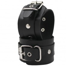 Узкие кожаные наручники без подкладки, цвет черный, Подиум Р219б, бренд Фетиш компани, длина 28 см.
