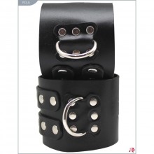 Широкие кожаные наручники без подкладки, цвет черный, Подиум Р22б, бренд Фетиш компани
